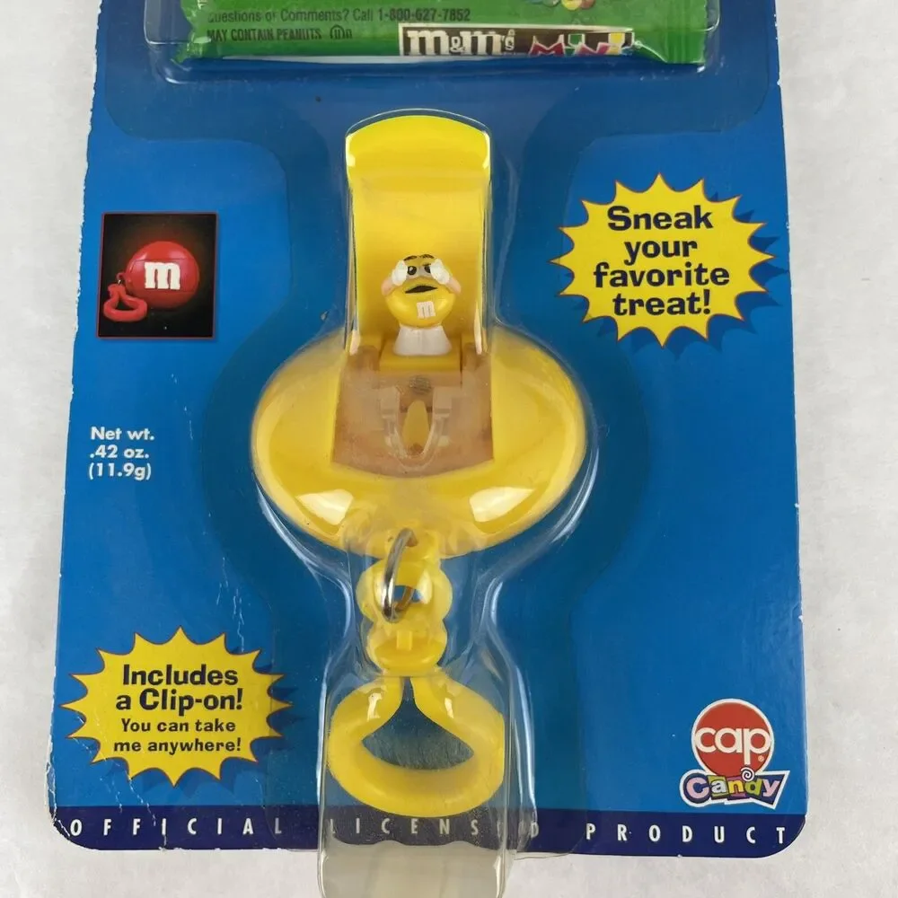 M&M's Minis Candy Hander Dispenser Clip-On Cap Candy Vintage 2002 Yellow New